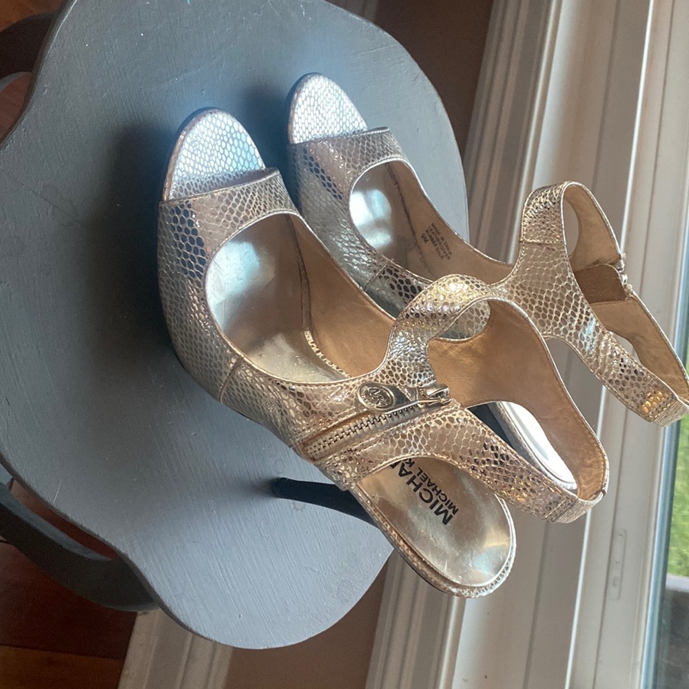 Michael Kors Amal silver heels